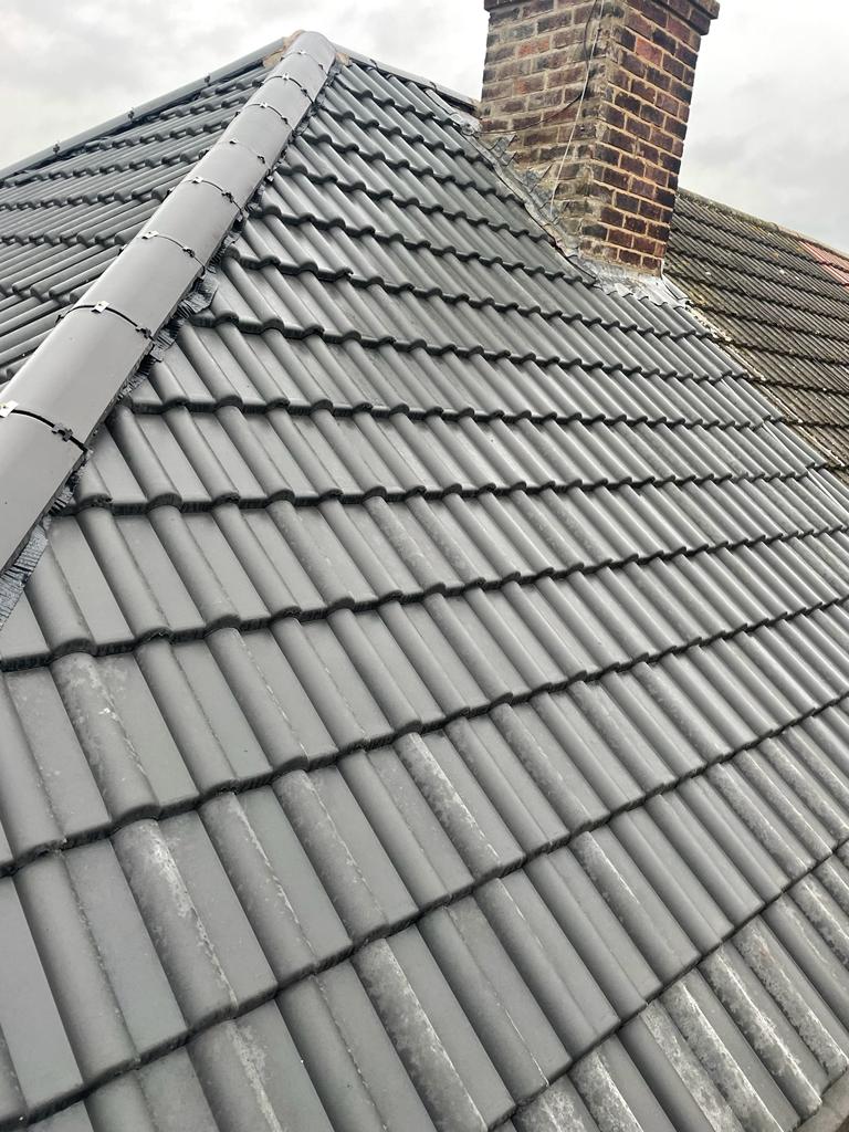 New roof structure and tile installation